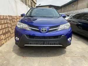 Toyota RAV4 2014 Blue