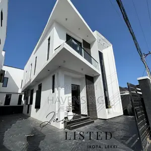 4bdrm Duplex in Ikota for sale