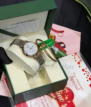 Chanel Quality Ladies Valentine Set Wristwatch