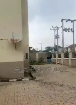 3bdrm Block of Flats in Estate, Kado for sale