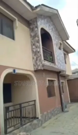 3bdrm Block of Flats in In A Serene And, Igando / Ikotun/Igando