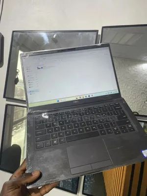 Laptop Dell Latitude 7400 8GB Intel Core I5 SSD 256GB