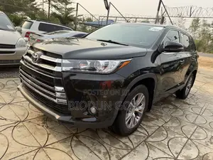 Toyota Highlander 2016 Black