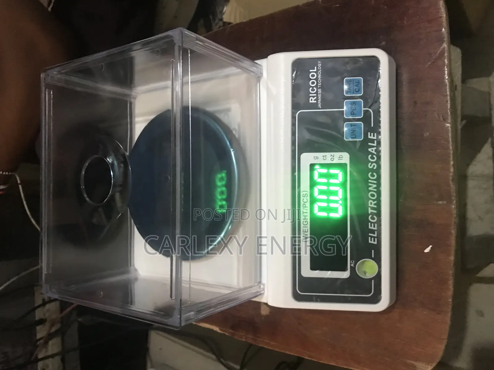 300g Analytical Scale