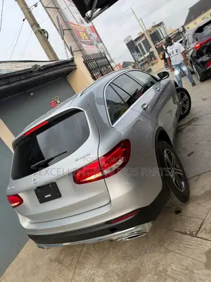 Mercedes-Benz GLC-Class 2016 Silver