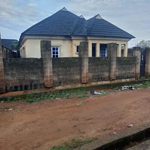 3bdrm Bungalow in Iletuntun Estate, Alakia for sale