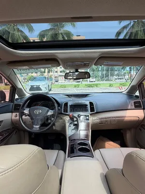 Toyota Venza V6 2010 Gray