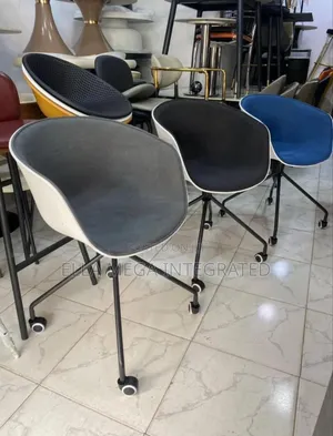 Luxury Swivel Chair