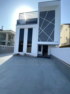 5-Bedroom Fully Detached Duplex With Pool Cinema • Lekki Phase 1