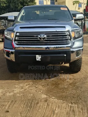 Toyota Tundra CrewMax 4x4 Limited 5.7L V8 FFV* 2013 Gray