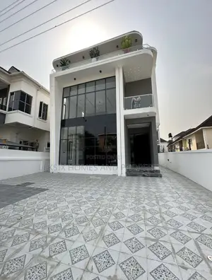 5bdrm Duplex in A Well Secured, Chevron for sale
