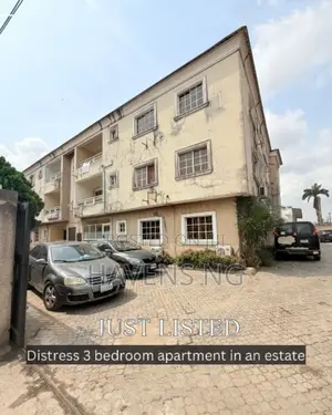 3bdrm Apartment in Adeniyi Jones for sale