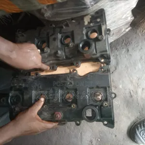 Valve Cover and Seal for Nissan and Infiniti Avaliable