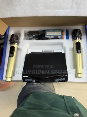 Shure Pro Wireless Microphone With Rechargeable Battery Shure Ut-883