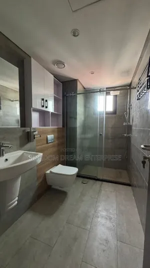 3bdrm Apartment in Along Banana Island for rent