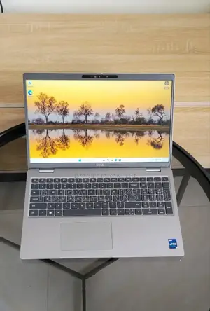 Laptop Dell Latitude 5540 16GB Intel Core I7 SSD 512GB