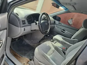 Toyota Sienna LE 7 Passenger 2010 Blue