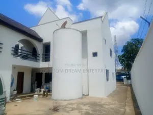 Commercial Property Good for Banks Hospital Corporate Office Use