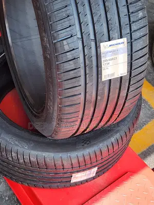 Factory- Standard Tyres Are Available