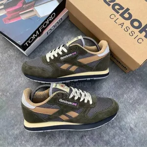 Latest Design Suede Unisex Reebok Sneakers