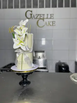 Classic Custom Made Cake Design to Suit Your Event