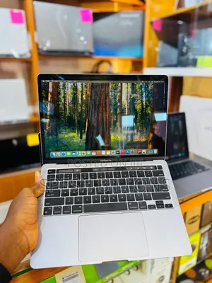 New Laptop Apple MacBook Pro 2020 16GB SSD 512GB