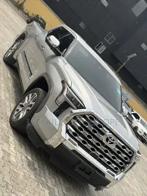 Toyota Tacoma 2022 Silver