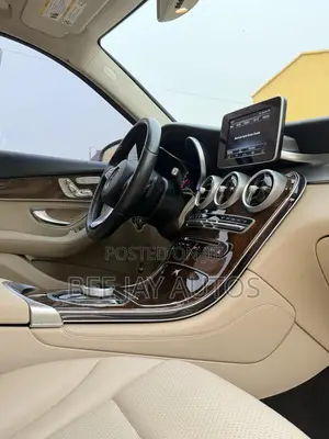 Mercedes-Benz GLC-Class 2017 White