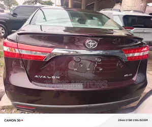 Toyota Avalon XLE 4dr Sedan (3.5L 6cyl 6A) 2014