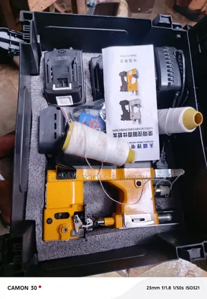 Portable, Handheld, Cordless Bag Closing Machine