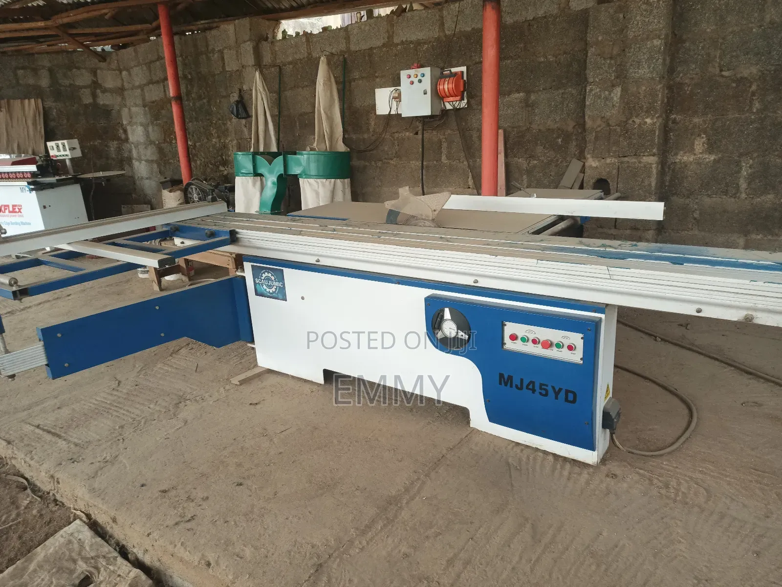 Panel Saw Machine