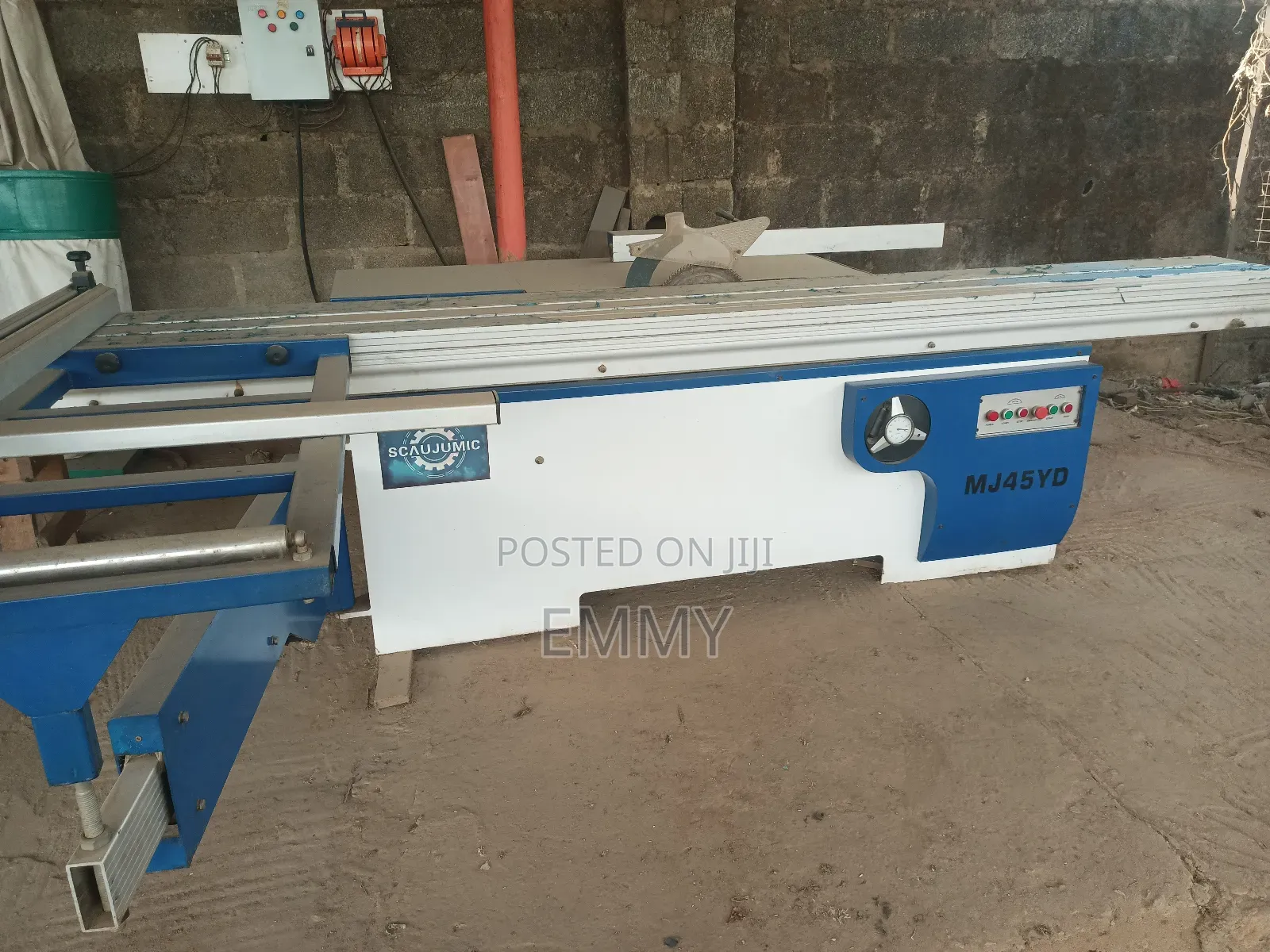 Panel Saw Machine