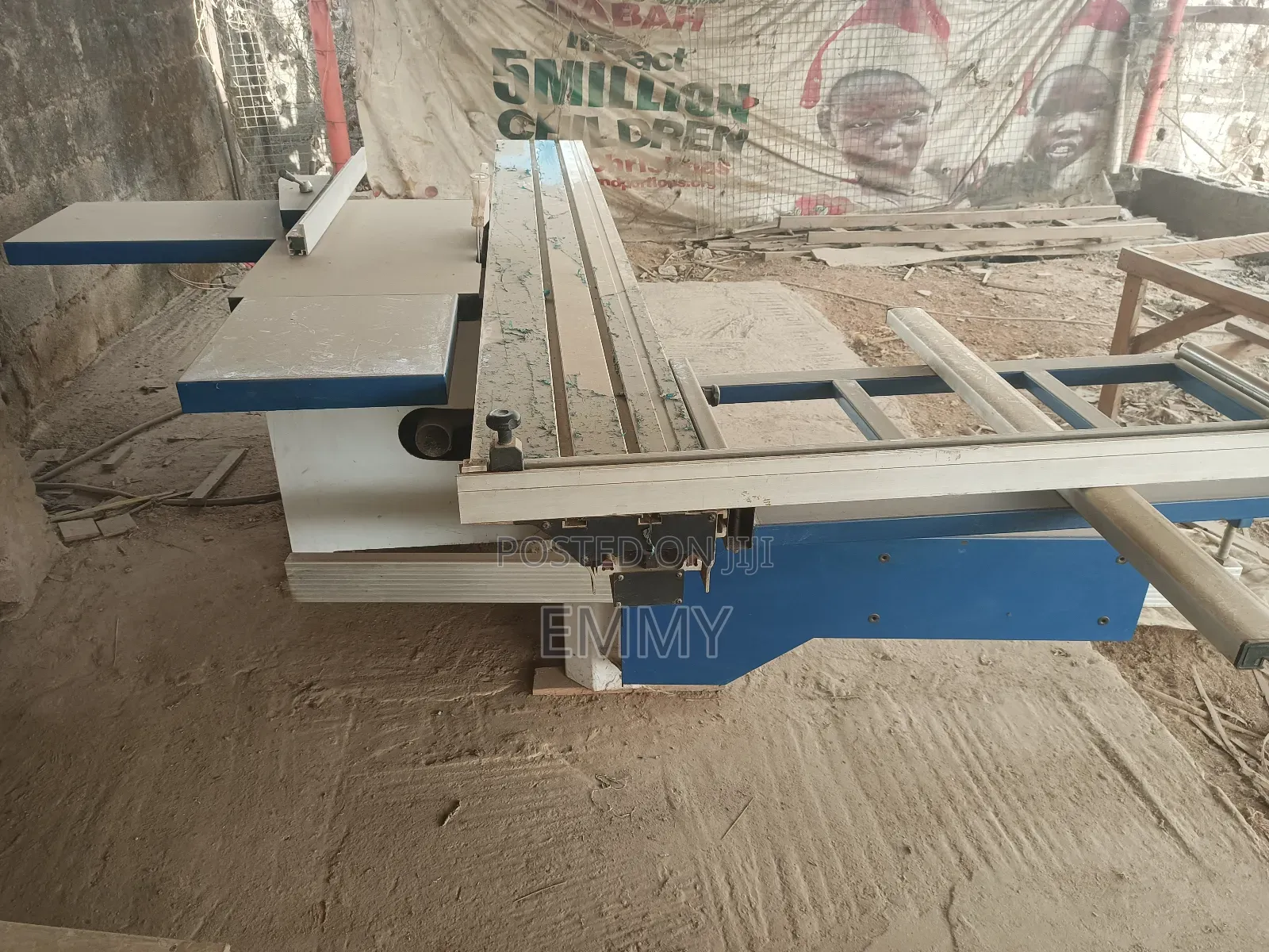 Panel Saw Machine