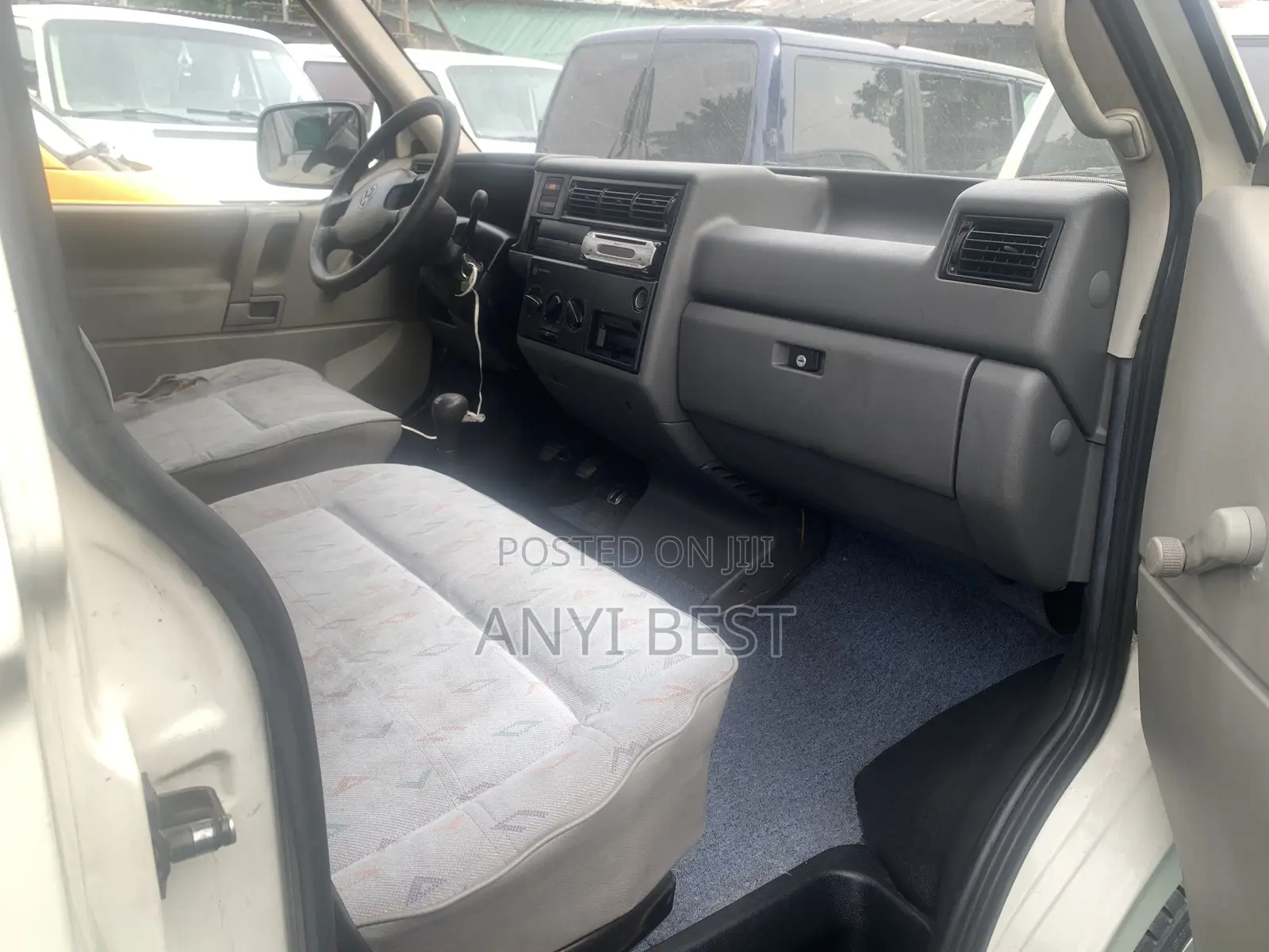 Volkswagen Transporter 2005 White