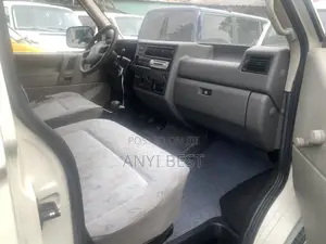 Volkswagen Transporter 2005 White