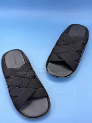 *Brand New Bottega Veneta Slippers*