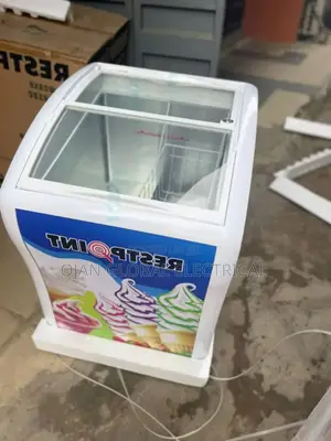 Ice Cream Display Freezer