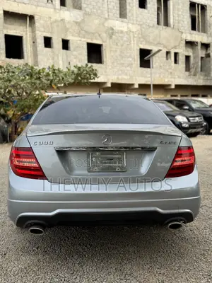 Mercedes-Benz C300 Sport 4Matic Sedan AWD (3.5L 6cyl 7A) 2013 Blue