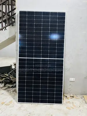 650watt Suntech 144 Cells Solar Panels