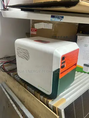 Cola 3600 - 3.6kwh Solar Generator