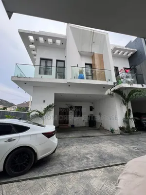Furnished 4bdrm Townhouse/Terrace in Dpk Estate, Lekki for sale