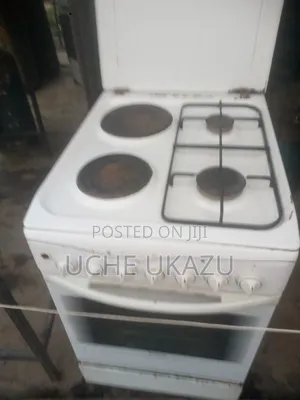 2 Gas + 2 Hot Plate Standing Cooker