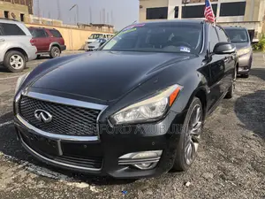 Infiniti Q70 2017 Black