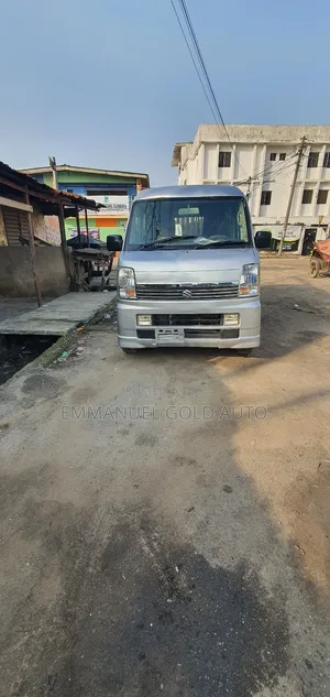 Suzuki APV Minibus 2015 Silver