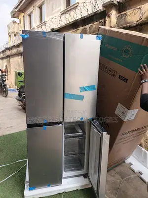 Hisense 54wc Series Large 392l Refrigerator