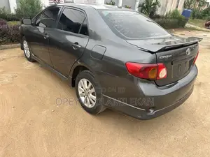 Toyota Corolla 2008 Gray