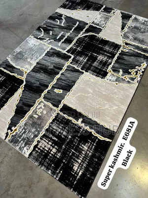 Super Kashmir Black Turkish Centre Rug 5ft By 7ft