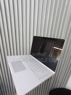 Laptop Microsoft Surface Book 2 8GB Intel Core i5 SSD 256GB