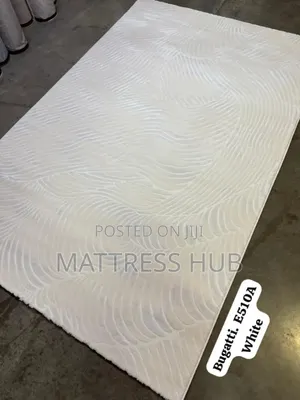 Bugatti Turkish Centre White Rug 5ft By 7ft