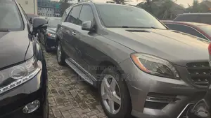 Mercedes-Benz M Class ML350 4MATIC 4dr SUV AWD (3.5L 6cyl 7A) 2014 Gray